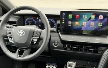 Toyota Camry, 2026 год, 3 990 000 рублей, 8 фотография