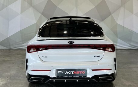 KIA K5, 2021 год, 2 700 000 рублей, 5 фотография