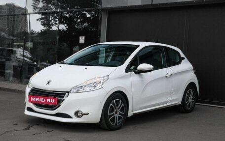 Peugeot 208 II, 2013 год, 590 000 рублей, 2 фотография