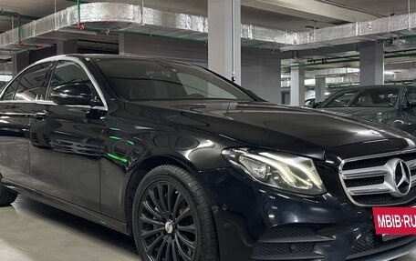 Mercedes-Benz E-Класс, 2019 год, 2 599 000 рублей, 2 фотография