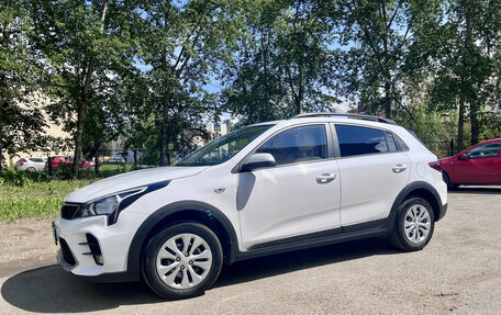 KIA Rio IV, 2021 год, 1 600 000 рублей, 2 фотография