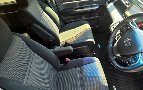 Honda Stepwgn IV, 2015 год, 1 490 000 рублей, 8 фотография