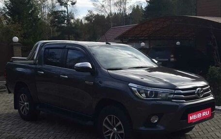 Toyota Hilux VIII, 2018 год, 4 800 000 рублей, 8 фотография