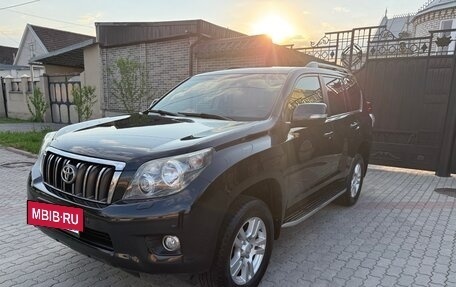 Toyota Land Cruiser Prado 150 рестайлинг 2, 2010 год, 2 825 000 рублей, 2 фотография