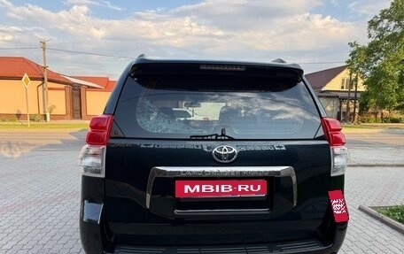 Toyota Land Cruiser Prado 150 рестайлинг 2, 2010 год, 2 825 000 рублей, 8 фотография