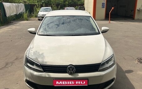 Volkswagen Jetta VI, 2013 год, 1 250 000 рублей, 1 фотография