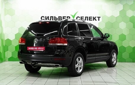 Volkswagen Touareg III, 2005 год, 849 000 рублей, 2 фотография