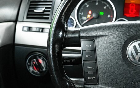 Volkswagen Touareg III, 2005 год, 849 000 рублей, 15 фотография