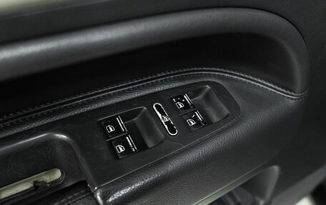 Volkswagen Touareg III, 2005 год, 849 000 рублей, 21 фотография