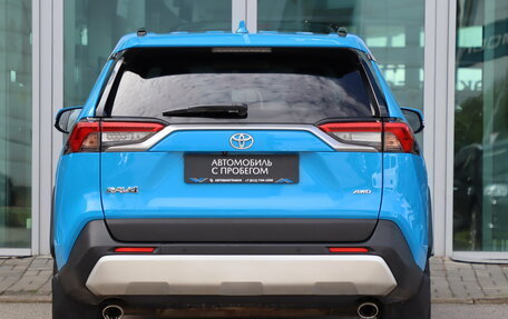 Toyota RAV4, 2021 год, 3 190 000 рублей, 6 фотография