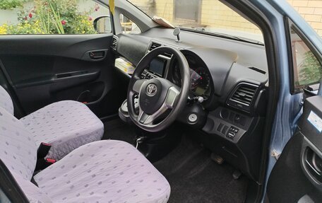Toyota Ractis II, 2011 год, 890 000 рублей, 6 фотография