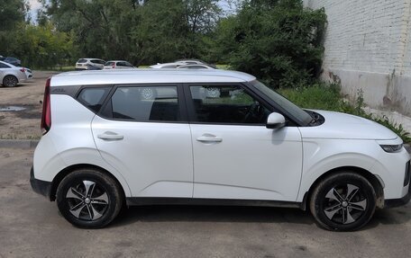 KIA Soul III, 2022 год, 2 025 000 рублей, 4 фотография