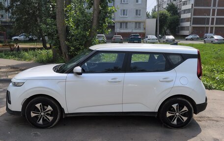 KIA Soul III, 2022 год, 2 025 000 рублей, 2 фотография