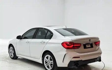 BMW 1 серия, 2022 год, 1 560 000 рублей, 7 фотография