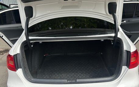Volkswagen Jetta VI, 2013 год, 1 250 000 рублей, 13 фотография