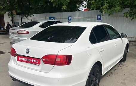 Volkswagen Jetta VI, 2013 год, 1 250 000 рублей, 7 фотография