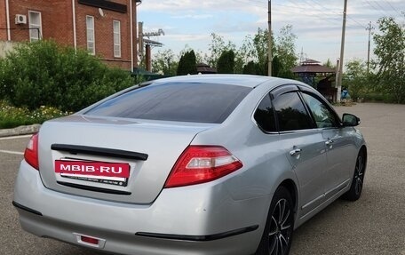 Nissan Teana, 2010 год, 800 000 рублей, 10 фотография
