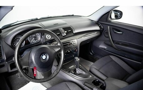 BMW 1 серия, 2011 год, 1 169 000 рублей, 7 фотография