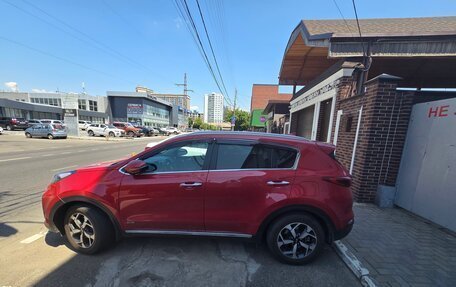 KIA Sportage IV рестайлинг, 2018 год, 2 600 000 рублей, 4 фотография