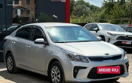 KIA Rio IV, 2020 год, 1 100 000 рублей, 2 фотография