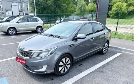 KIA Rio III рестайлинг, 2013 год, 990 000 рублей, 1 фотография