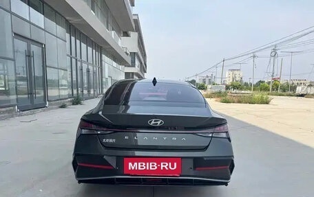 Hyundai Elantra, 2023 год, 1 400 000 рублей, 6 фотография