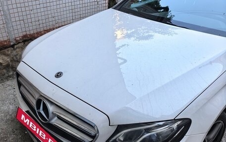 Mercedes-Benz E-Класс, 2018 год, 3 300 000 рублей, 3 фотография