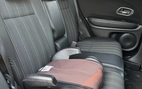 Honda Vezel, 2014 год, 1 400 000 рублей, 20 фотография