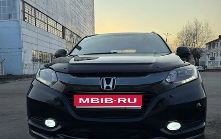 Honda Vezel, 2014 год, 1 400 000 рублей, 17 фотография