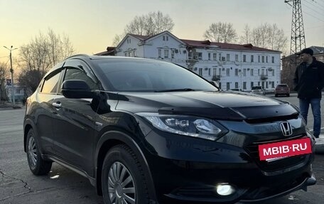 Honda Vezel, 2014 год, 1 400 000 рублей, 13 фотография