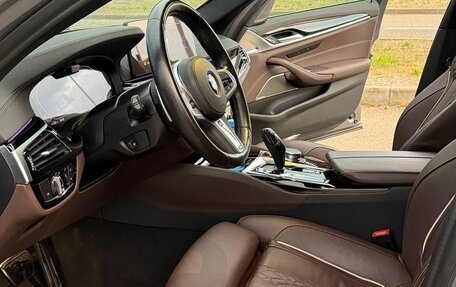 BMW 5 серия, 2021 год, 5 600 000 рублей, 10 фотография