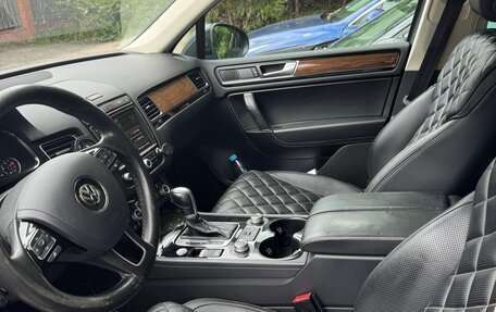 Volkswagen Touareg III, 2017 год, 3 500 000 рублей, 14 фотография