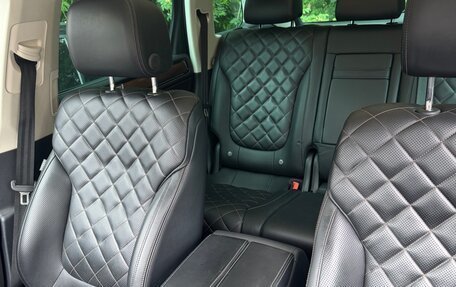 Volkswagen Touareg III, 2017 год, 3 500 000 рублей, 13 фотография