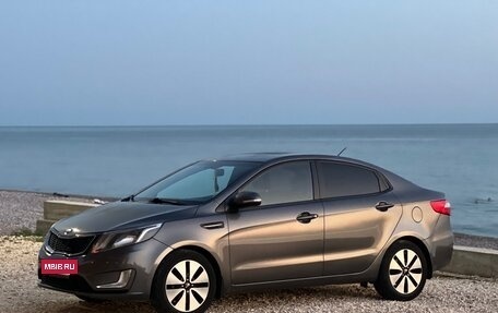 KIA Rio III рестайлинг, 2013 год, 990 000 рублей, 15 фотография