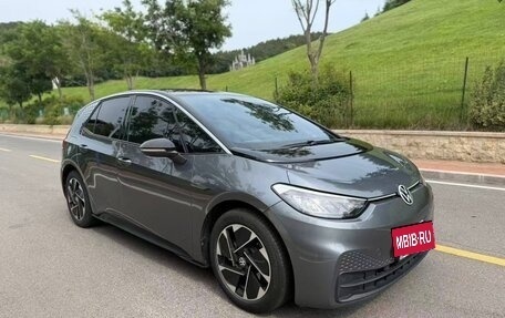 Volkswagen ID.3 I, 2022 год, 1 820 000 рублей, 2 фотография