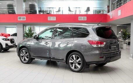 Nissan Pathfinder, 2015 год, 1 550 000 рублей, 2 фотография