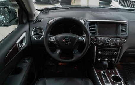Nissan Pathfinder, 2015 год, 1 550 000 рублей, 7 фотография