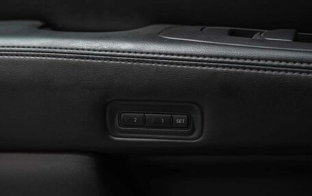 Nissan Pathfinder, 2015 год, 1 550 000 рублей, 11 фотография
