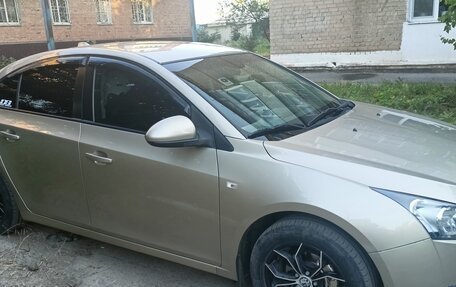 Chevrolet Cruze II, 2012 год, 750 000 рублей, 3 фотография