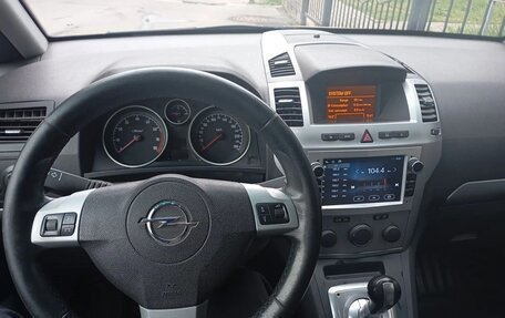 Opel Zafira B, 2012 год, 550 000 рублей, 1 фотография