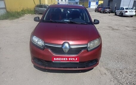 Renault Logan II, 2017 год, 205 000 рублей, 1 фотография