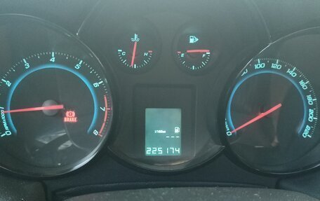 Chevrolet Cruze II, 2012 год, 750 000 рублей, 18 фотография