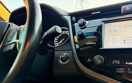 Toyota Camry, 2019 год, 2 500 000 рублей, 7 фотография