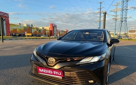 Toyota Camry, 2019 год, 2 500 000 рублей, 8 фотография
