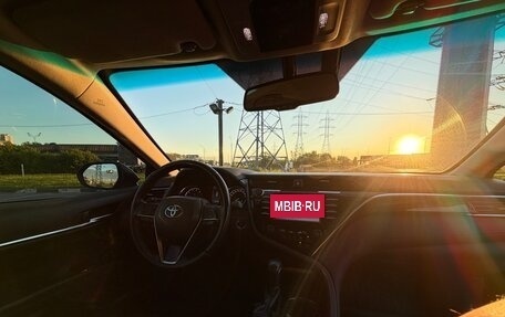 Toyota Camry, 2019 год, 2 500 000 рублей, 11 фотография