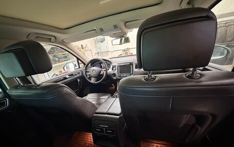 Volkswagen Touareg III, 2013 год, 2 240 000 рублей, 7 фотография