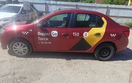 Renault Logan II, 2017 год, 205 000 рублей, 4 фотография