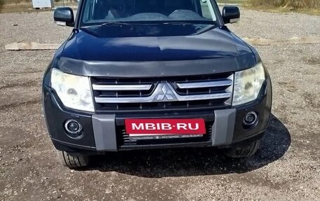 Mitsubishi Pajero IV, 2011 год, 1 800 000 рублей, 5 фотография