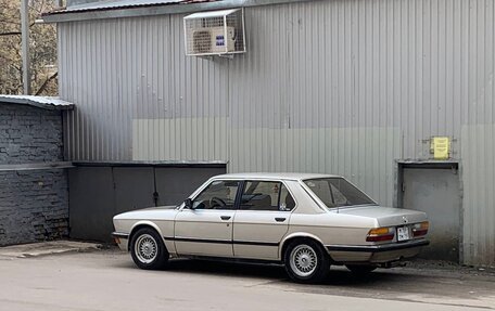 BMW 5 серия, 1986 год, 270 000 рублей, 8 фотография