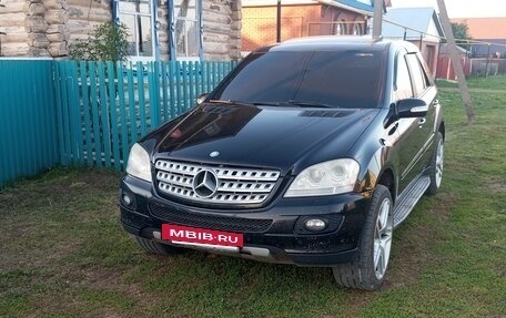 Mercedes-Benz M-Класс, 2005 год, 1 500 000 рублей, 3 фотография
